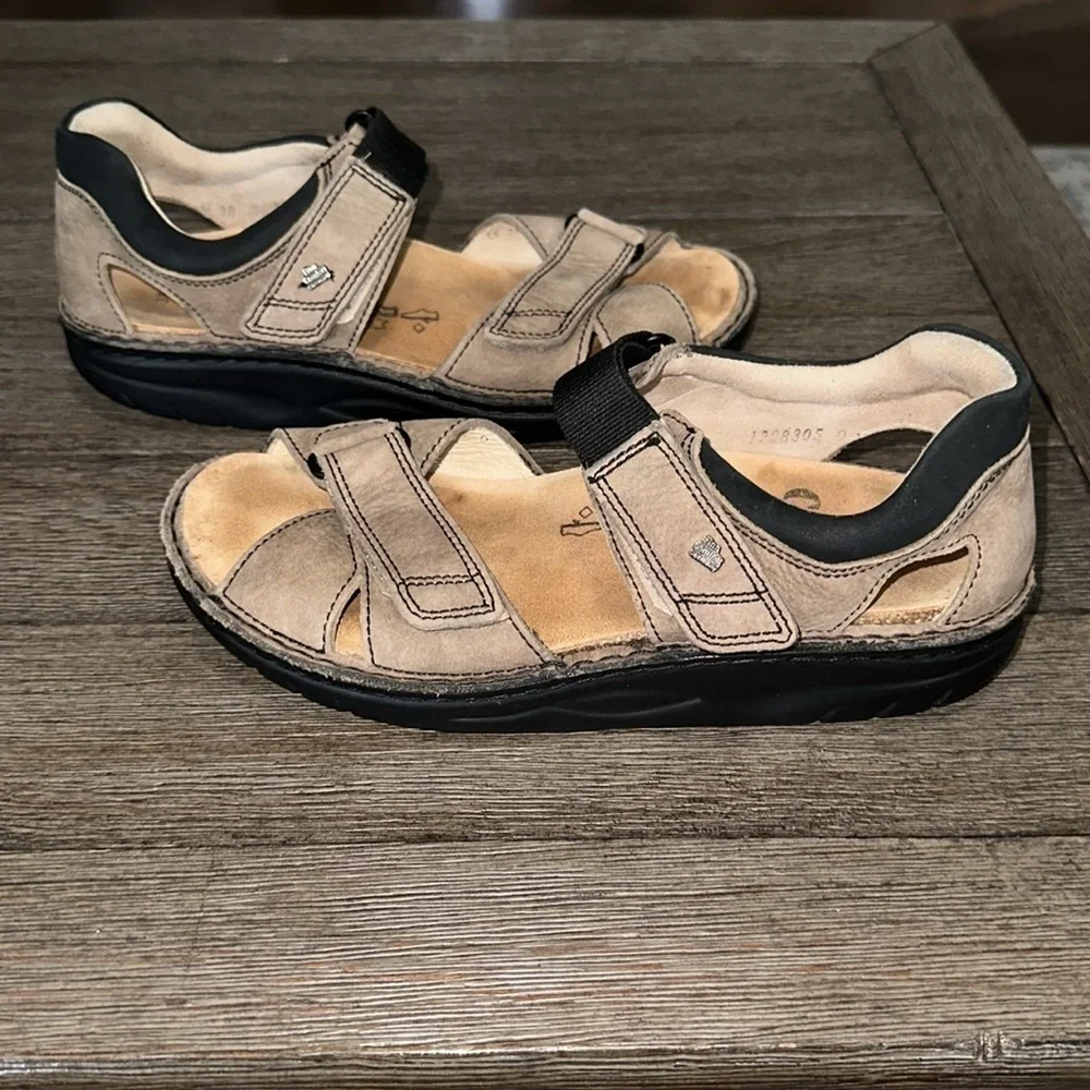 Finn Comfort Samara Sandal